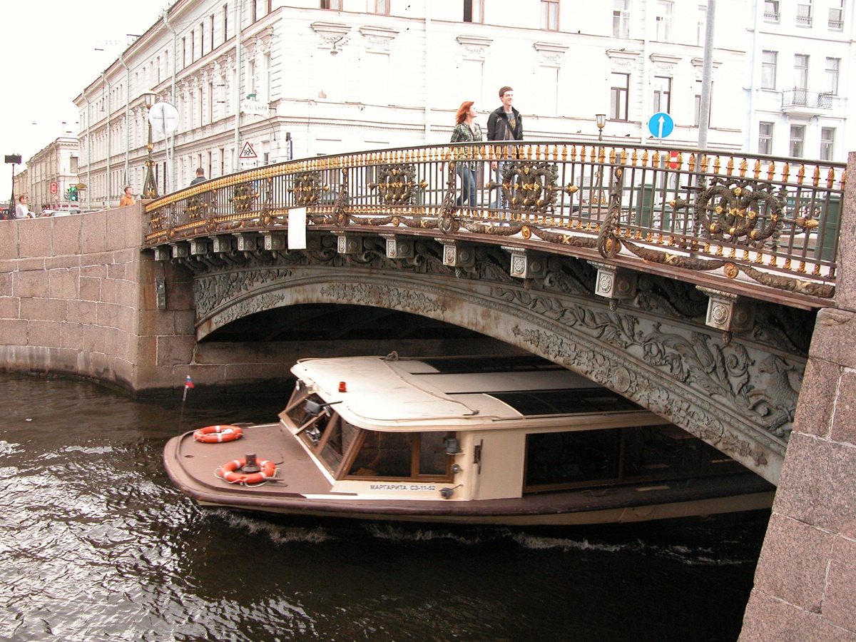 конюшенный мост в санкт петербурге